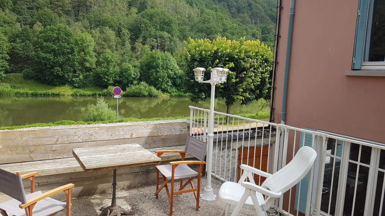 Le Balcon Sur La Meuse Villa Revin  Bagian luar foto